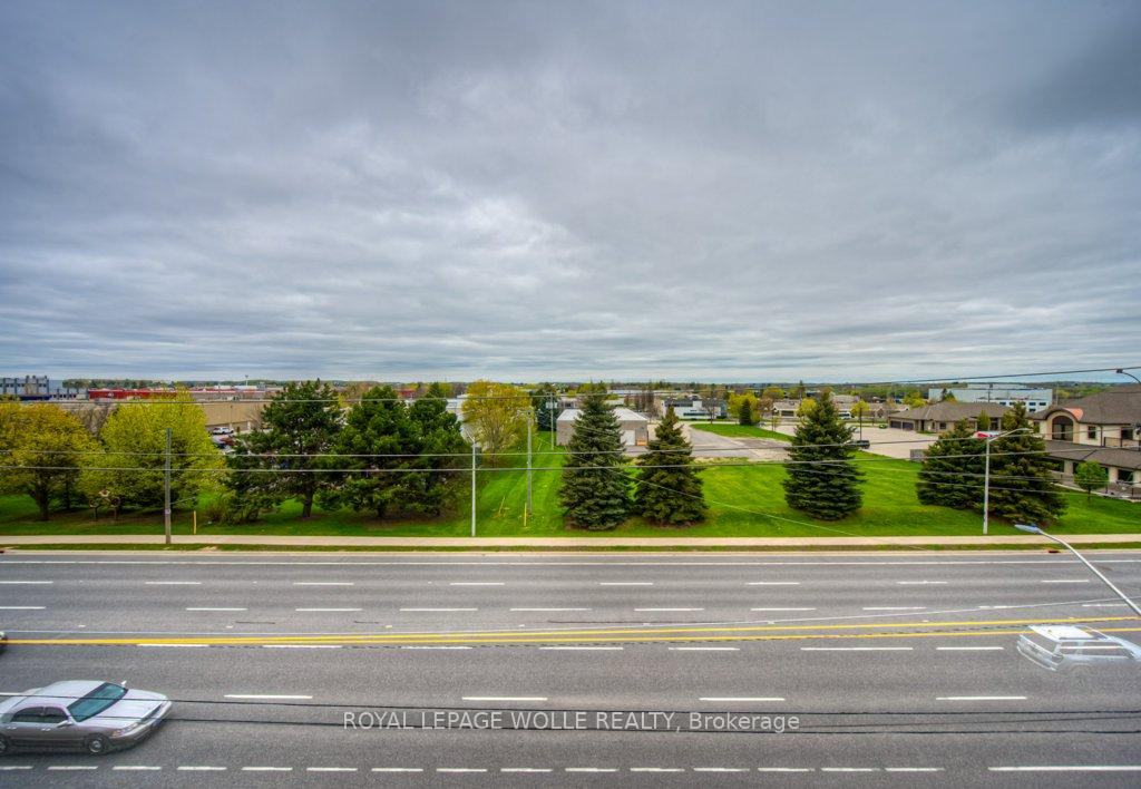 Photo 20 of Unit 422, 251 Northfield Drive E, Waterloo — HOMEH