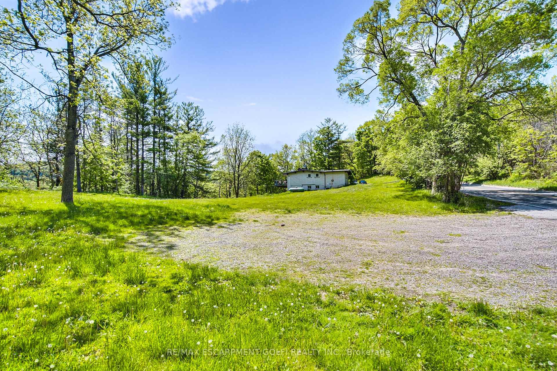 Photo 27 of 932 Old Dundas Road, Hamilton, Jerseyville — HOMEH
