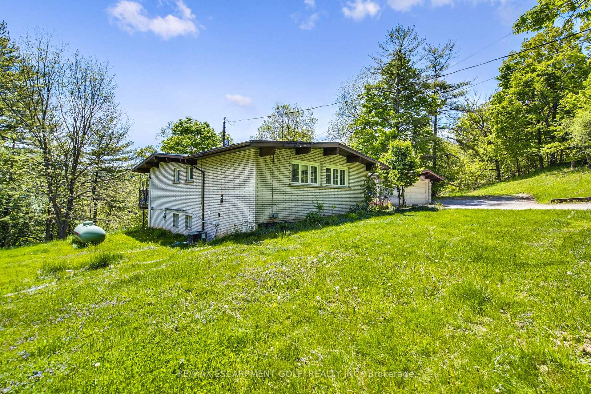 Photo 40 of 932 Old Dundas Road, Hamilton, Jerseyville — HOMEH