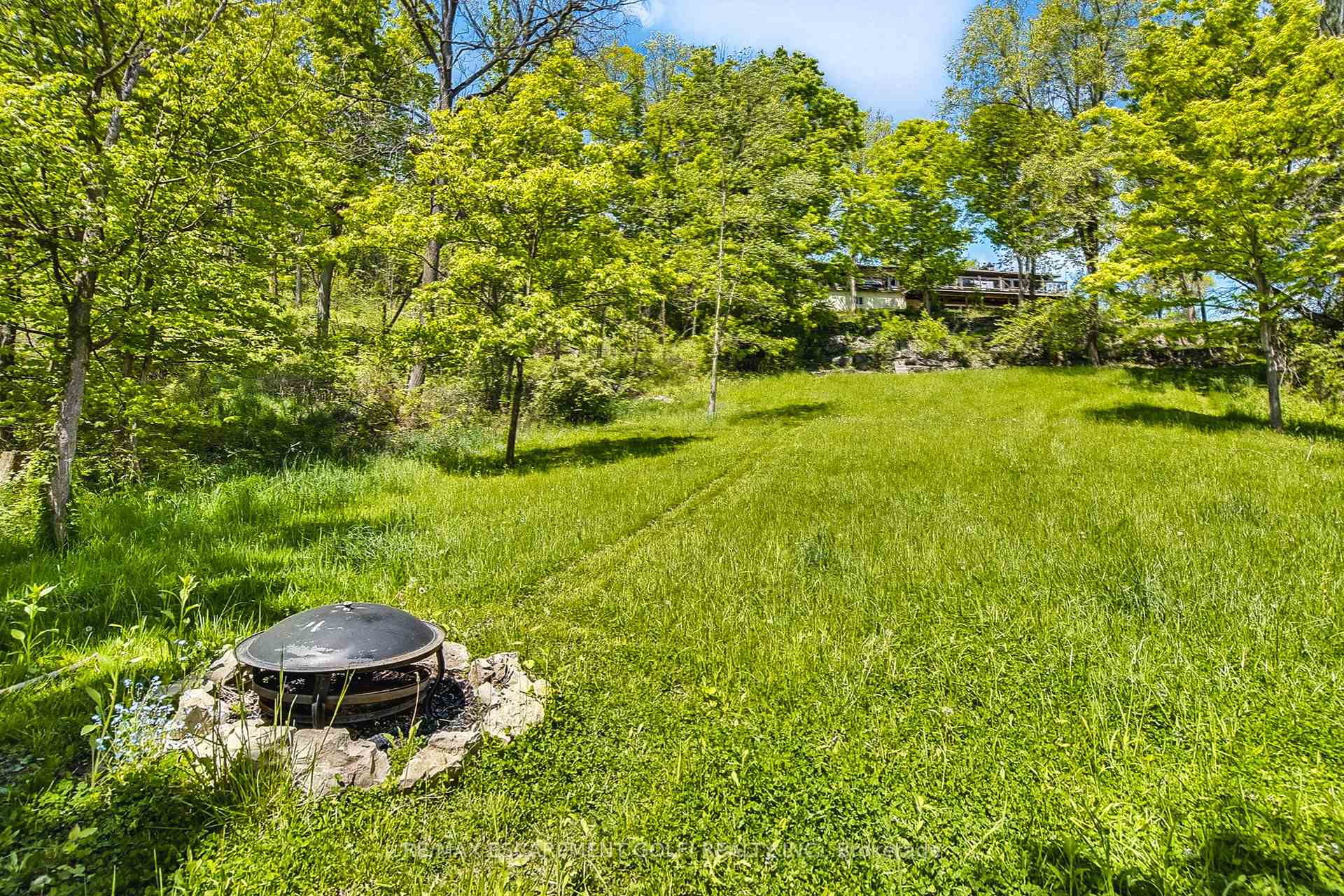 Photo 37 of 932 Old Dundas Road, Hamilton, Jerseyville — HOMEH