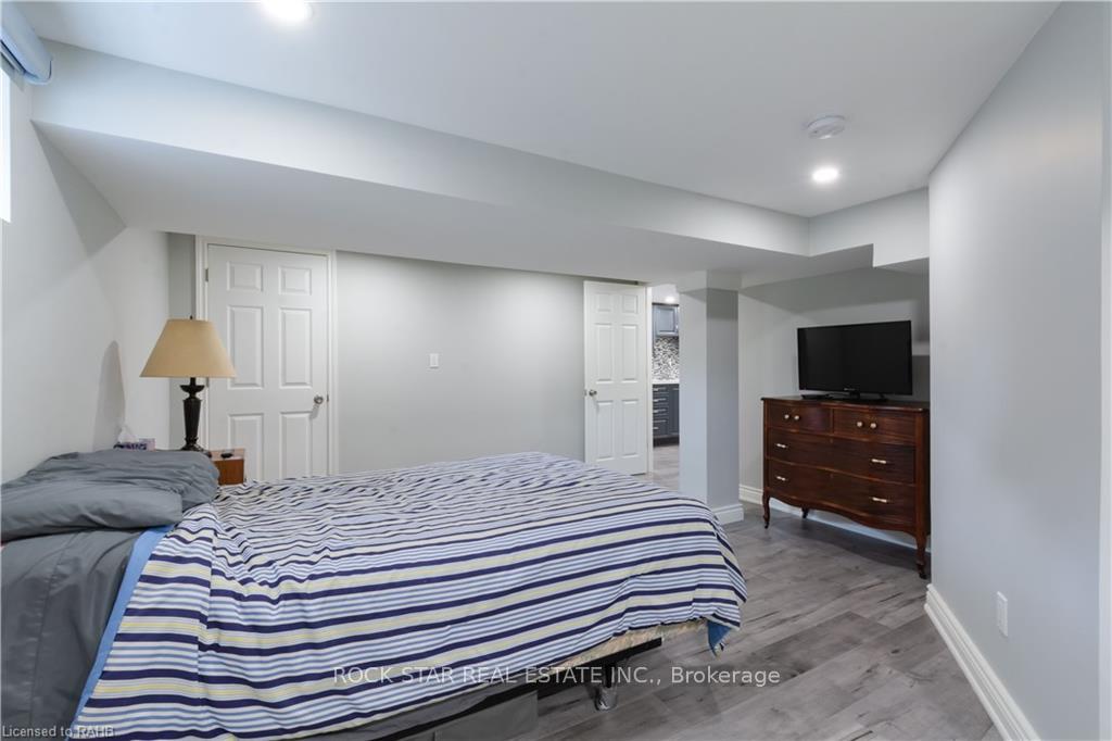 Photo 10 of Unit LOWER, 9 Viceroy Court, Hamilton, Hill Park — HOMEH