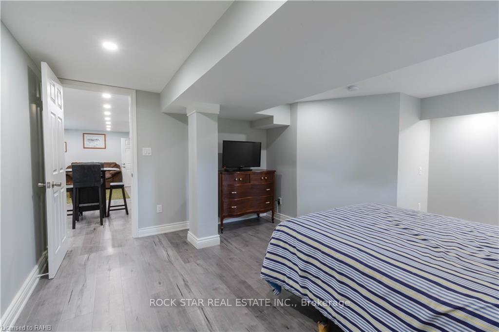 Photo 13 of Unit LOWER, 9 Viceroy Court, Hamilton, Hill Park — HOMEH