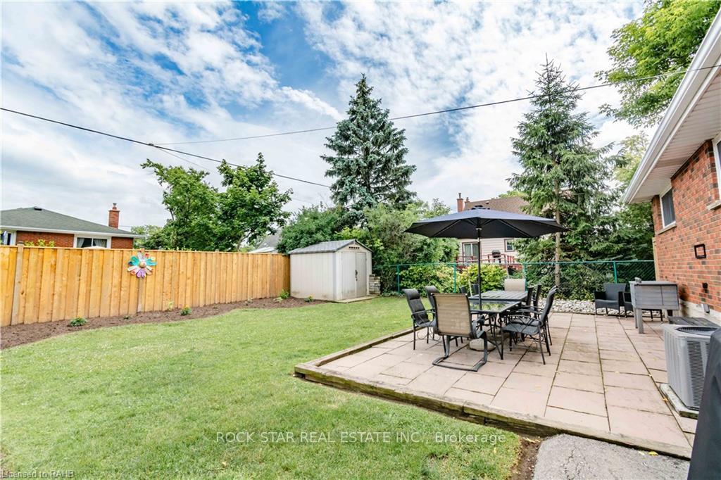 Photo 5 of Unit LOWER, 9 Viceroy Court, Hamilton, Hill Park — HOMEH
