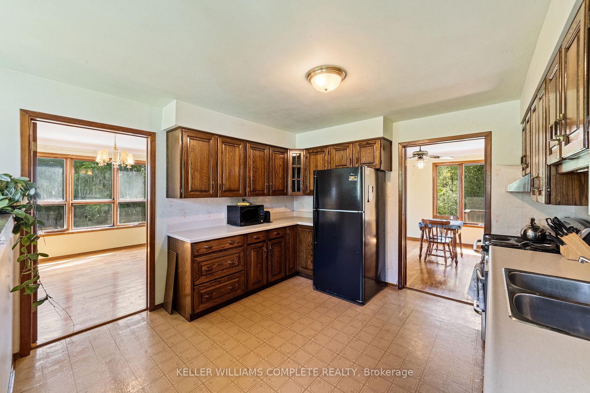Photo 2 of 1744 6th Con Road W, Hamilton, Rural Flamborough — HOMEH