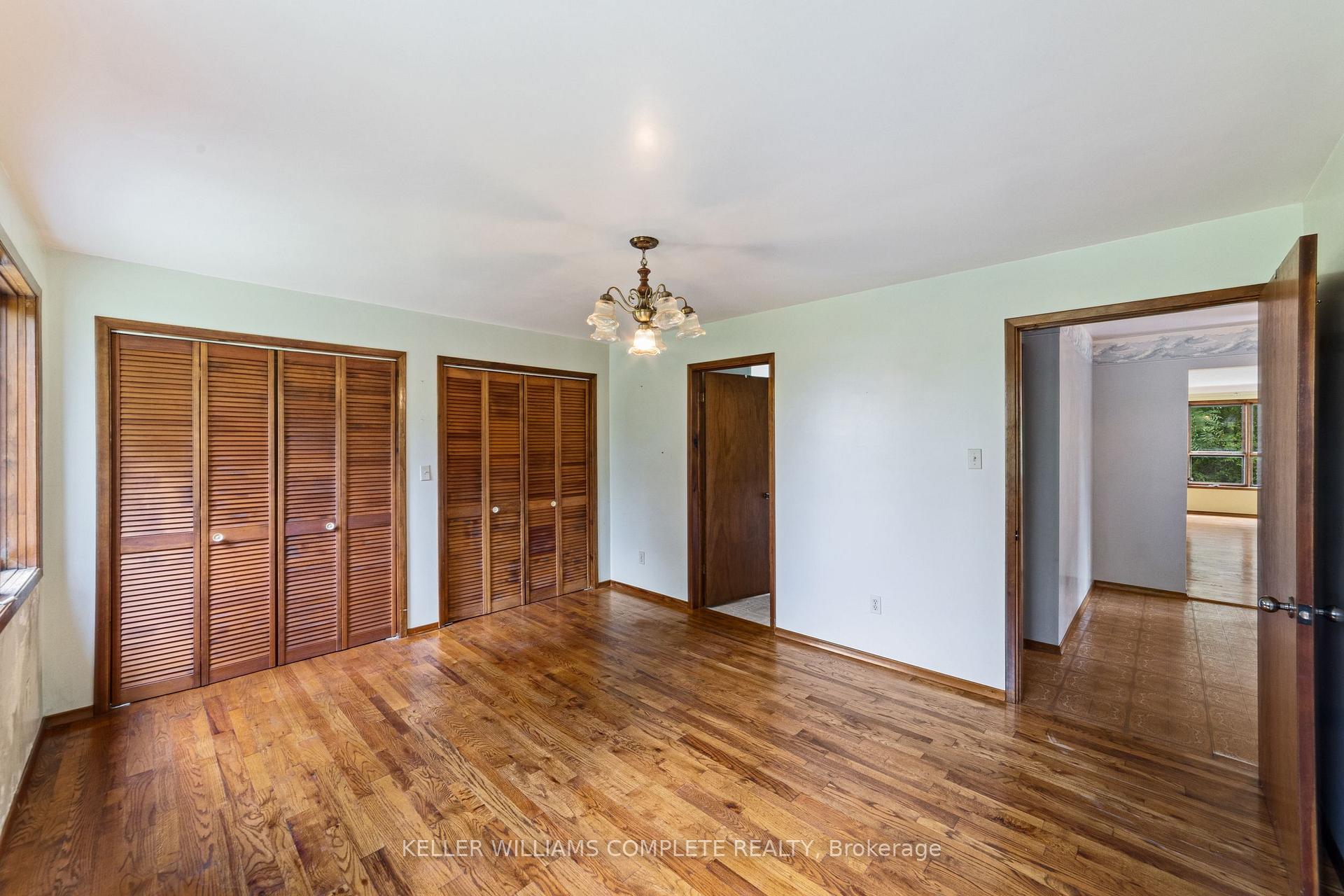 Photo 12 of 1744 6th Con Road W, Hamilton, Rural Flamborough — HOMEH