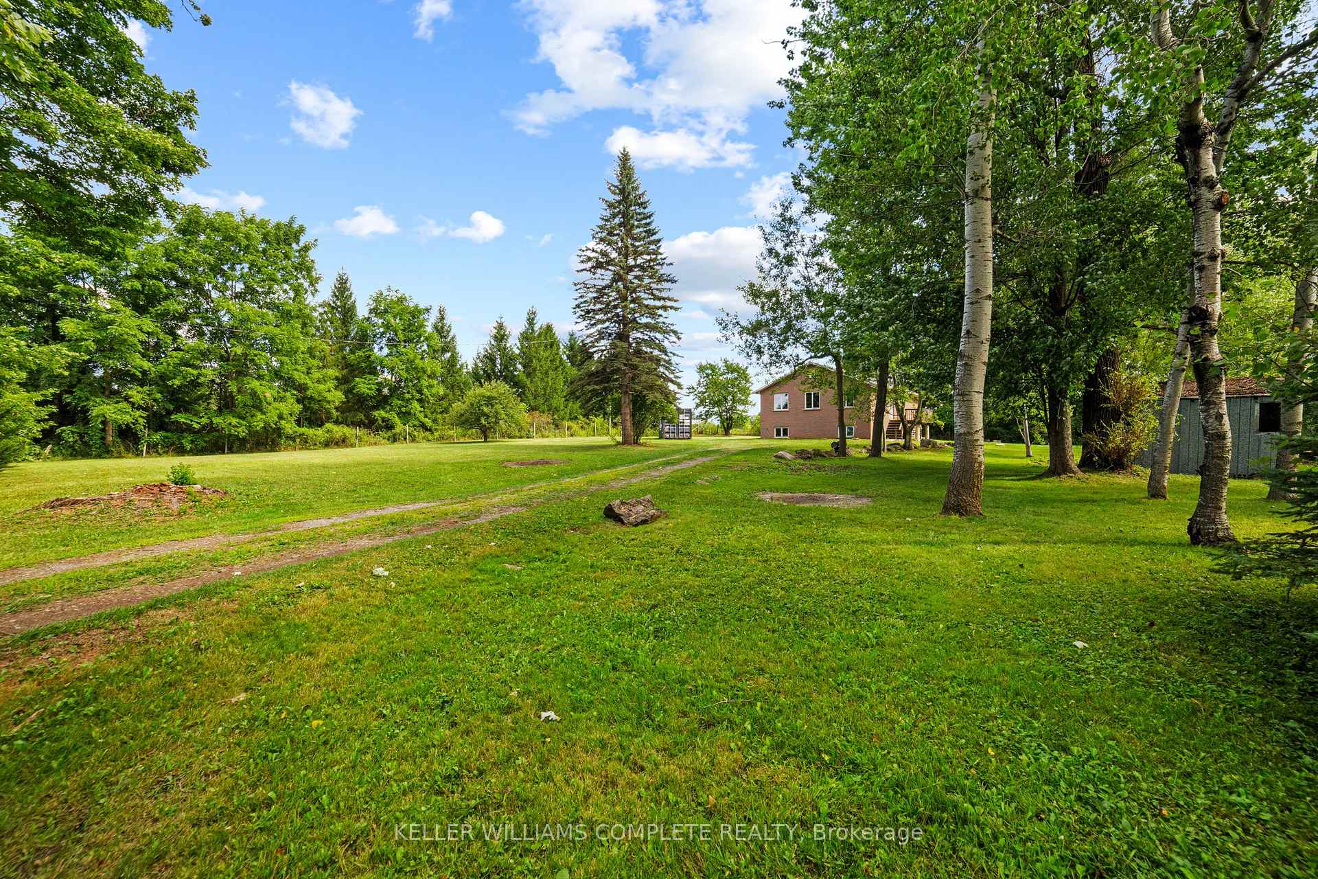 Photo 20 of 1744 6th Con Road W, Hamilton, Rural Flamborough — HOMEH