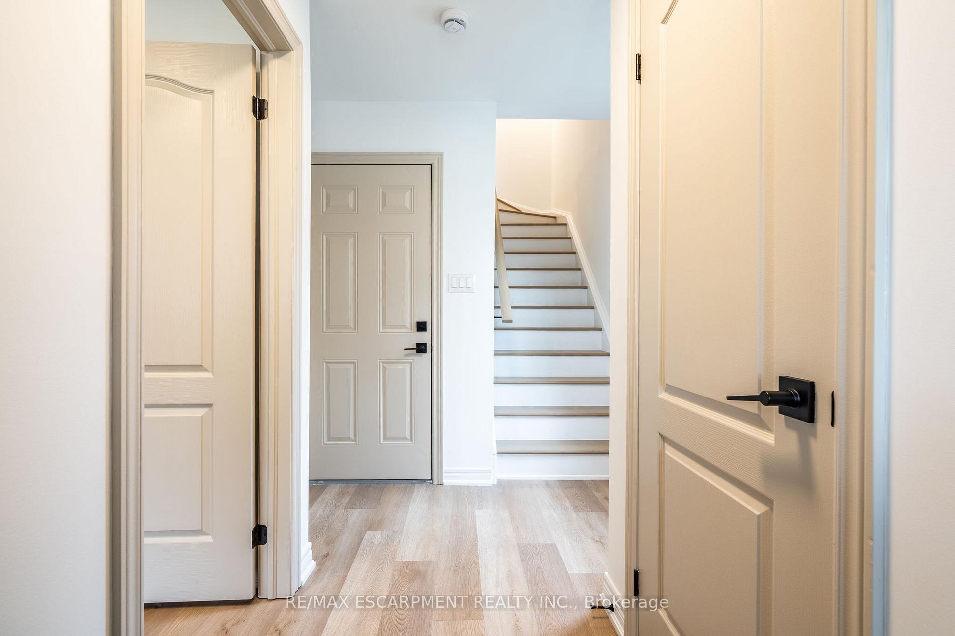Photo 28 of 380 Linden Drive, Cambridge, Preston Heights — HOMEH