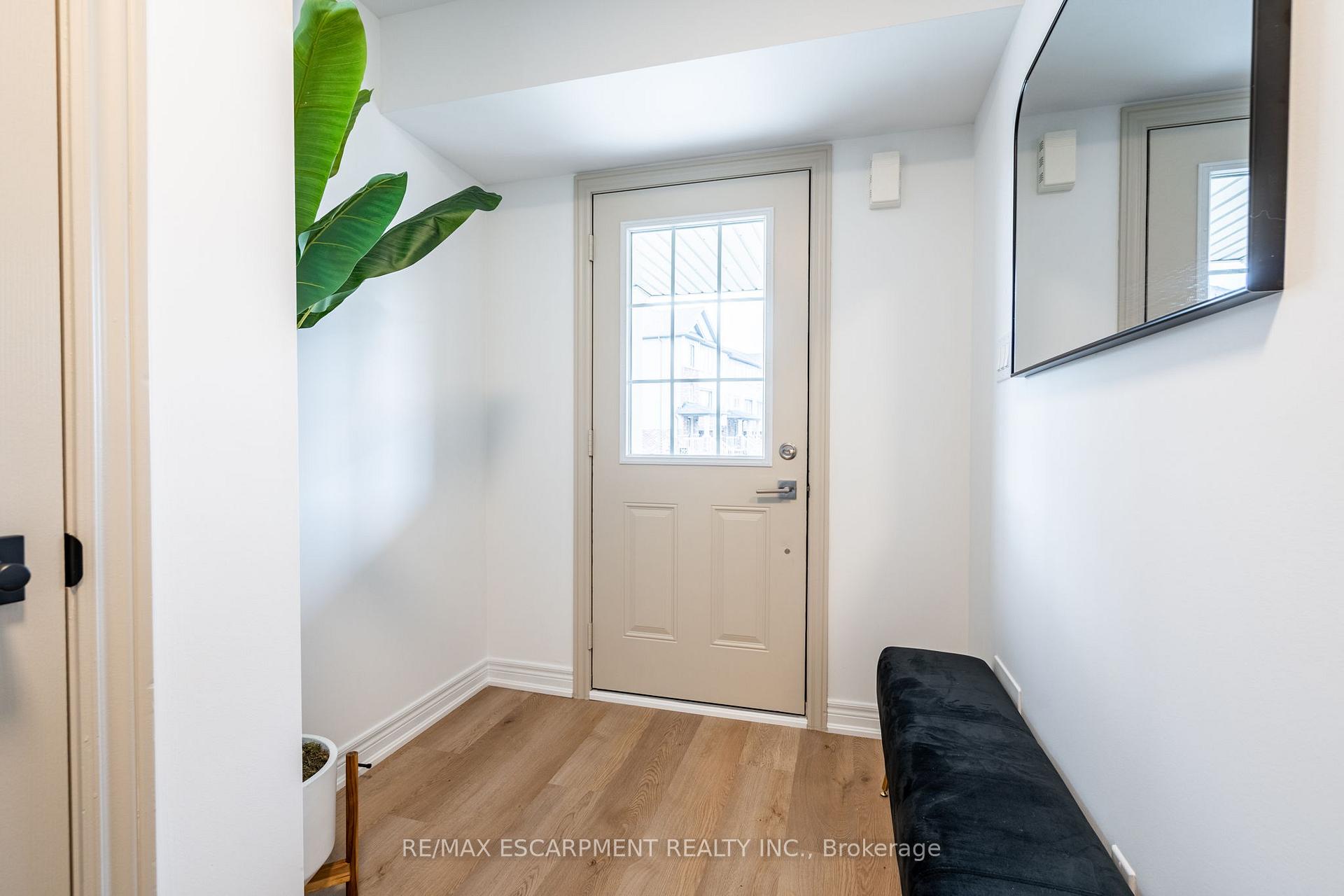 Photo 32 of 380 Linden Drive, Cambridge, Preston Heights — HOMEH