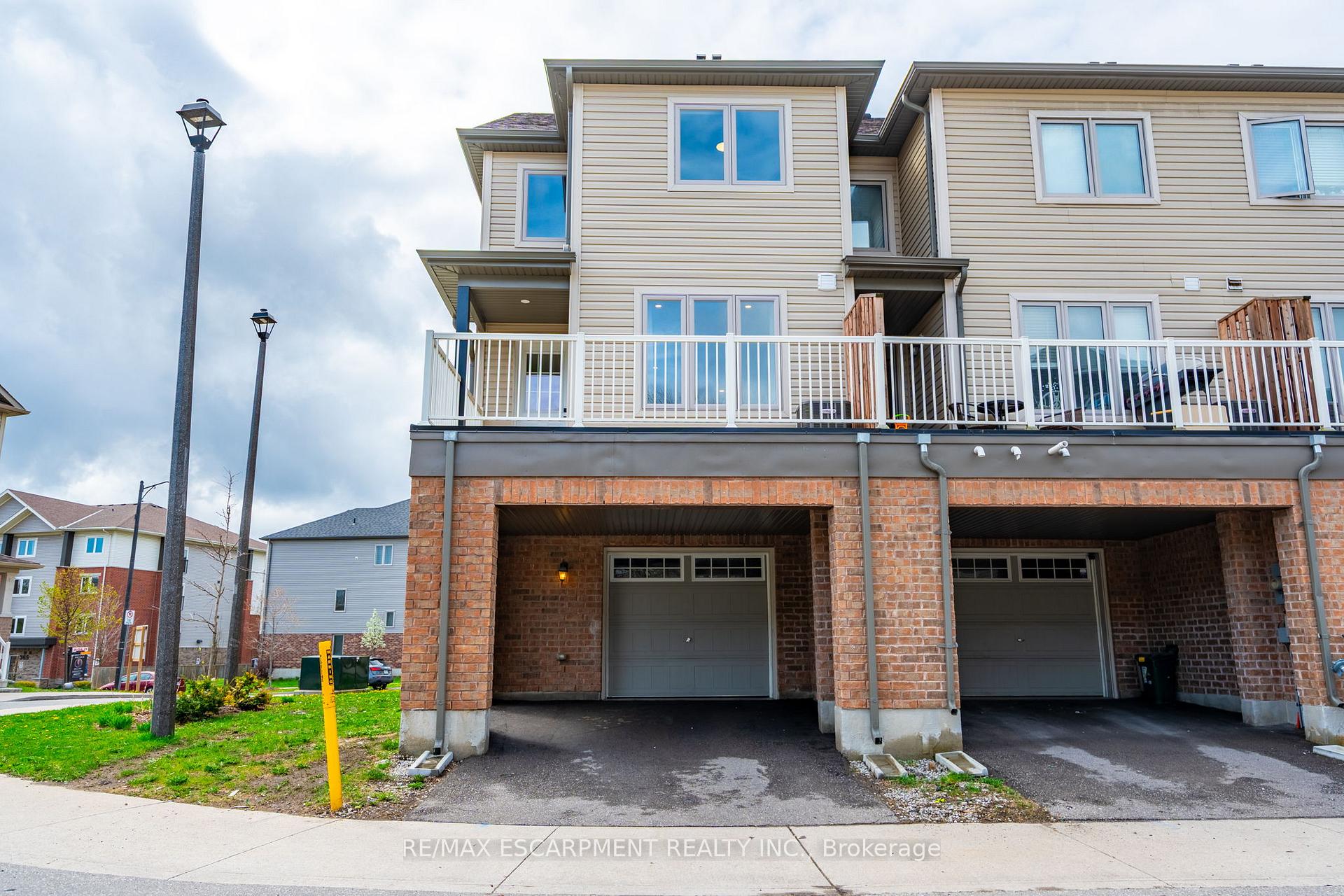Photo 40 of 380 Linden Drive, Cambridge, Preston Heights — HOMEH
