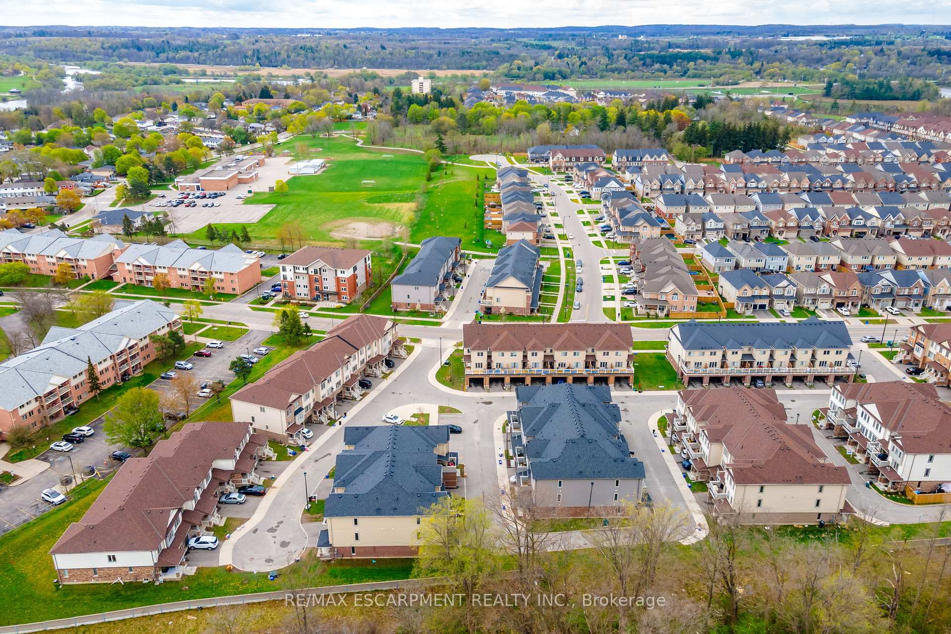 Photo 44 of 380 Linden Drive, Cambridge, Preston Heights — HOMEH