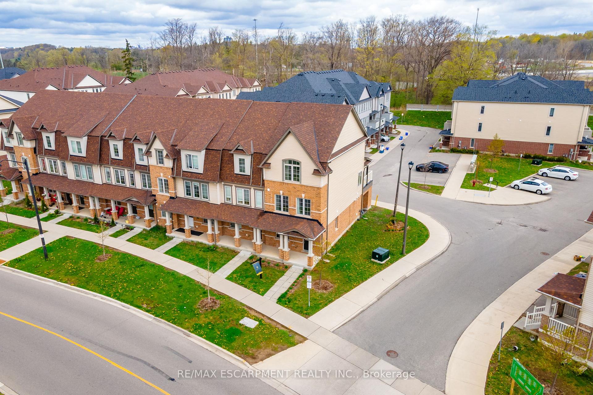 Photo 38 of 380 Linden Drive, Cambridge, Preston Heights — HOMEH