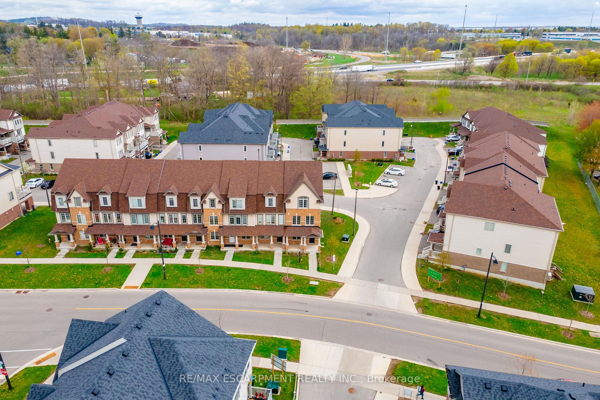 Photo 42 of 380 Linden Drive, Cambridge, Preston Heights — HOMEH
