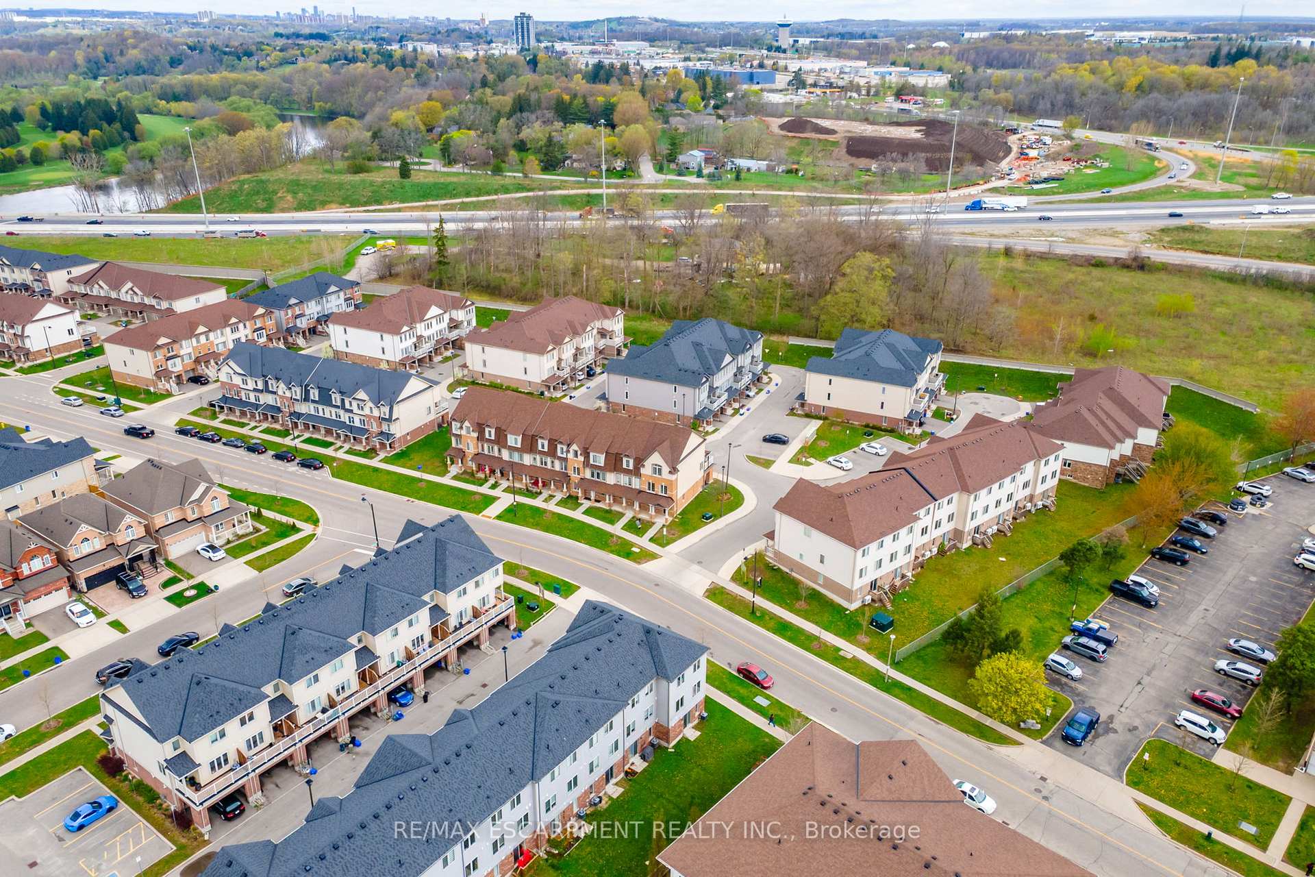 Photo 45 of 380 Linden Drive, Cambridge, Preston Heights — HOMEH