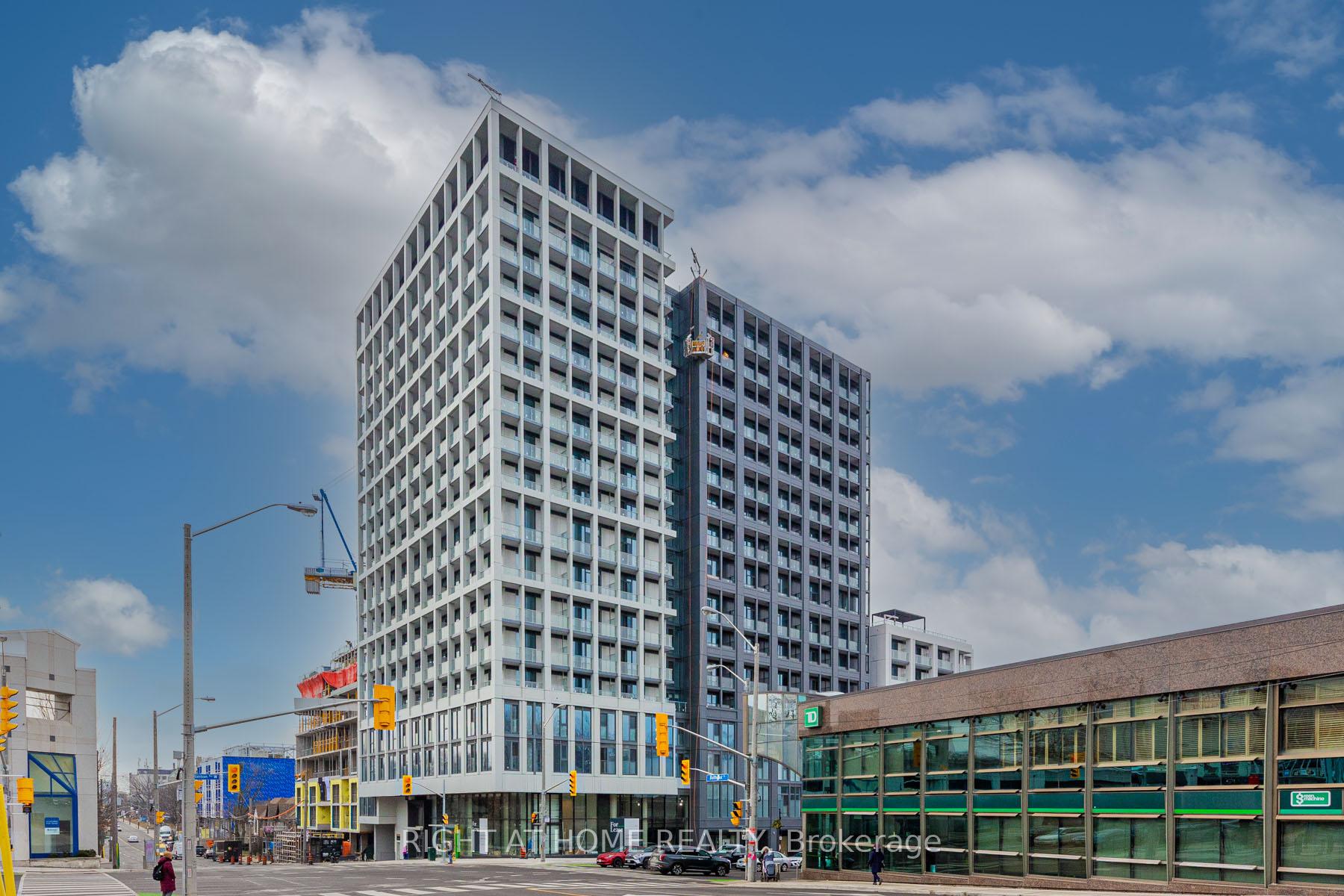 Photo 1 of Unit 1821, 2020 Bathurst Street, Toronto, Humewood-Cedarvale — HOMEH
