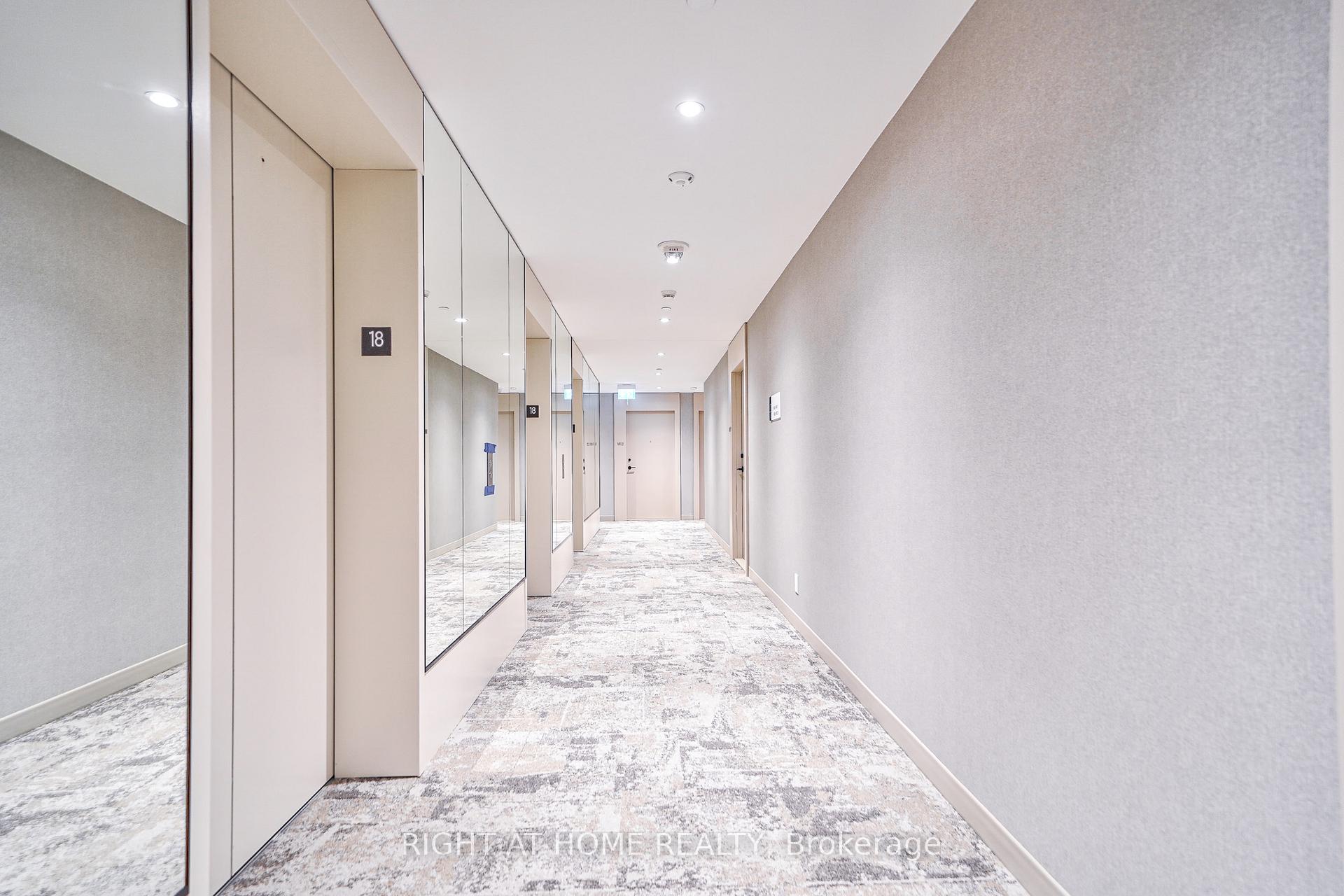Photo 3 of Unit 1821, 2020 Bathurst Street, Toronto, Humewood-Cedarvale — HOMEH