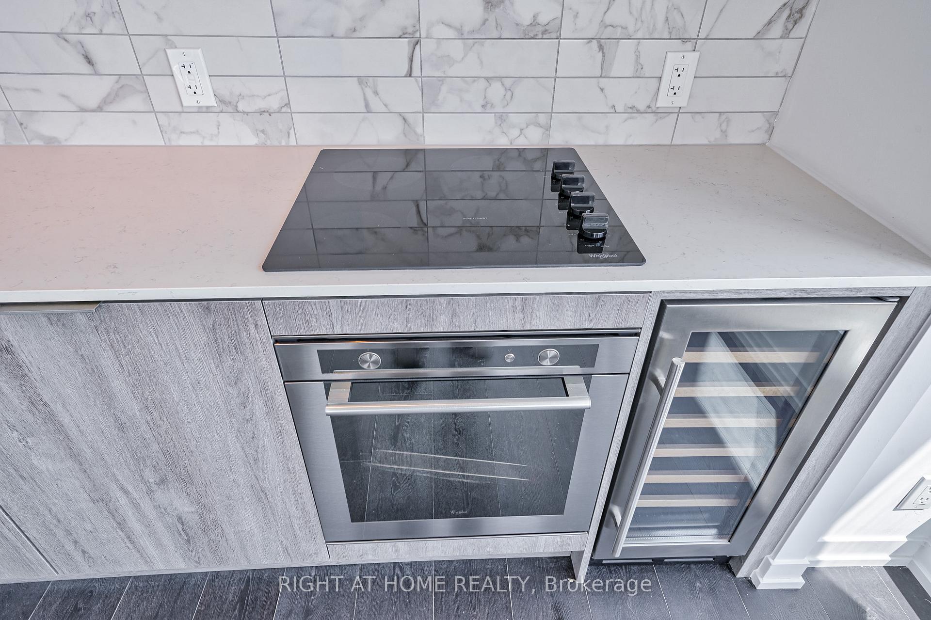 Photo 11 of Unit 1821, 2020 Bathurst Street, Toronto, Humewood-Cedarvale — HOMEH