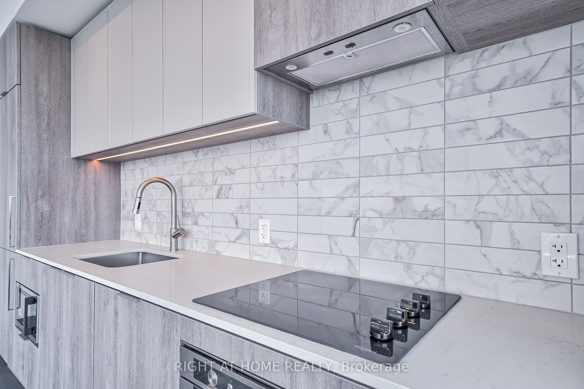 Photo 27 of Unit 1821, 2020 Bathurst Street, Toronto, Humewood-Cedarvale — HOMEH