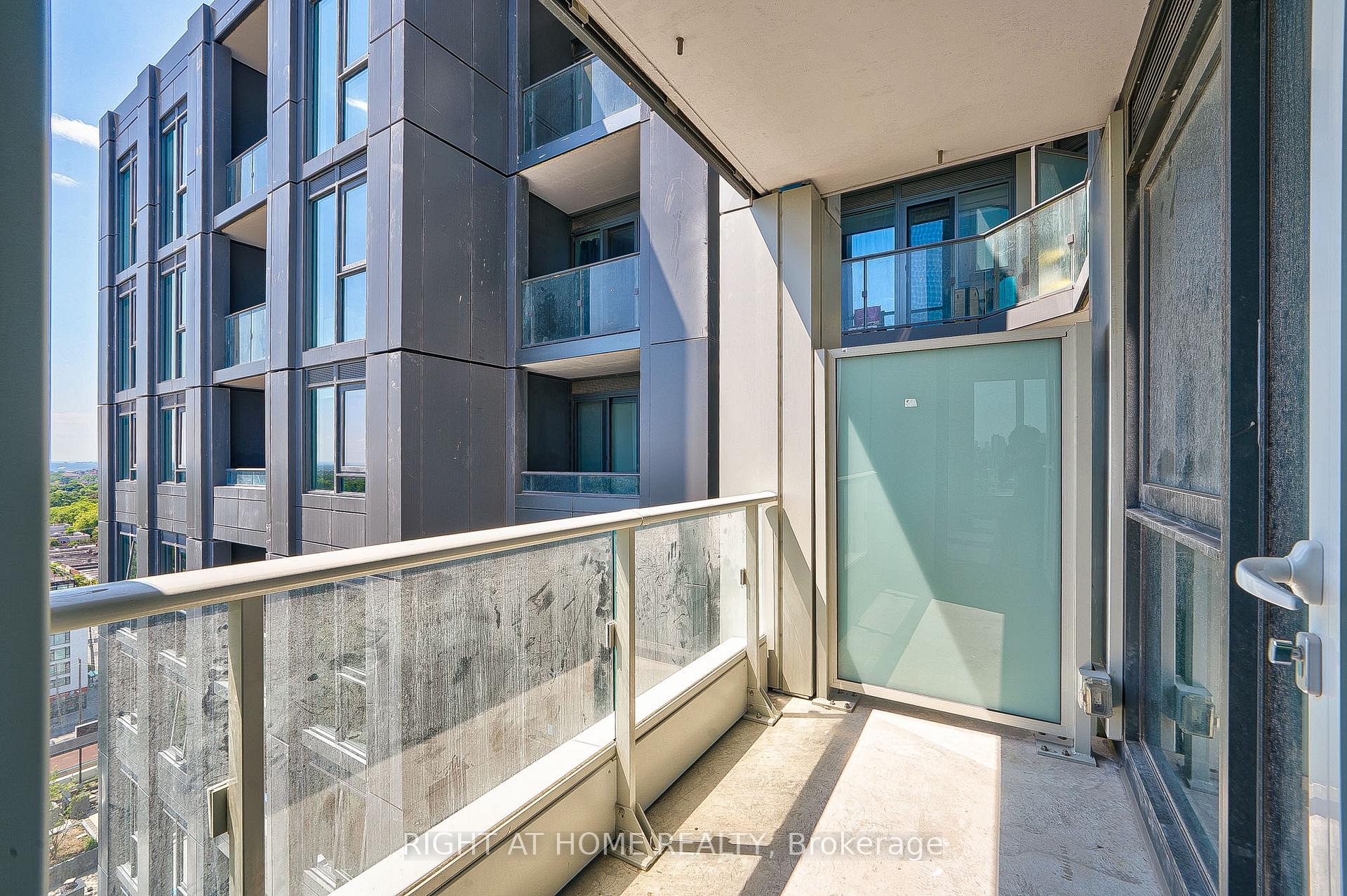 Photo 38 of Unit 1821, 2020 Bathurst Street, Toronto, Humewood-Cedarvale — HOMEH