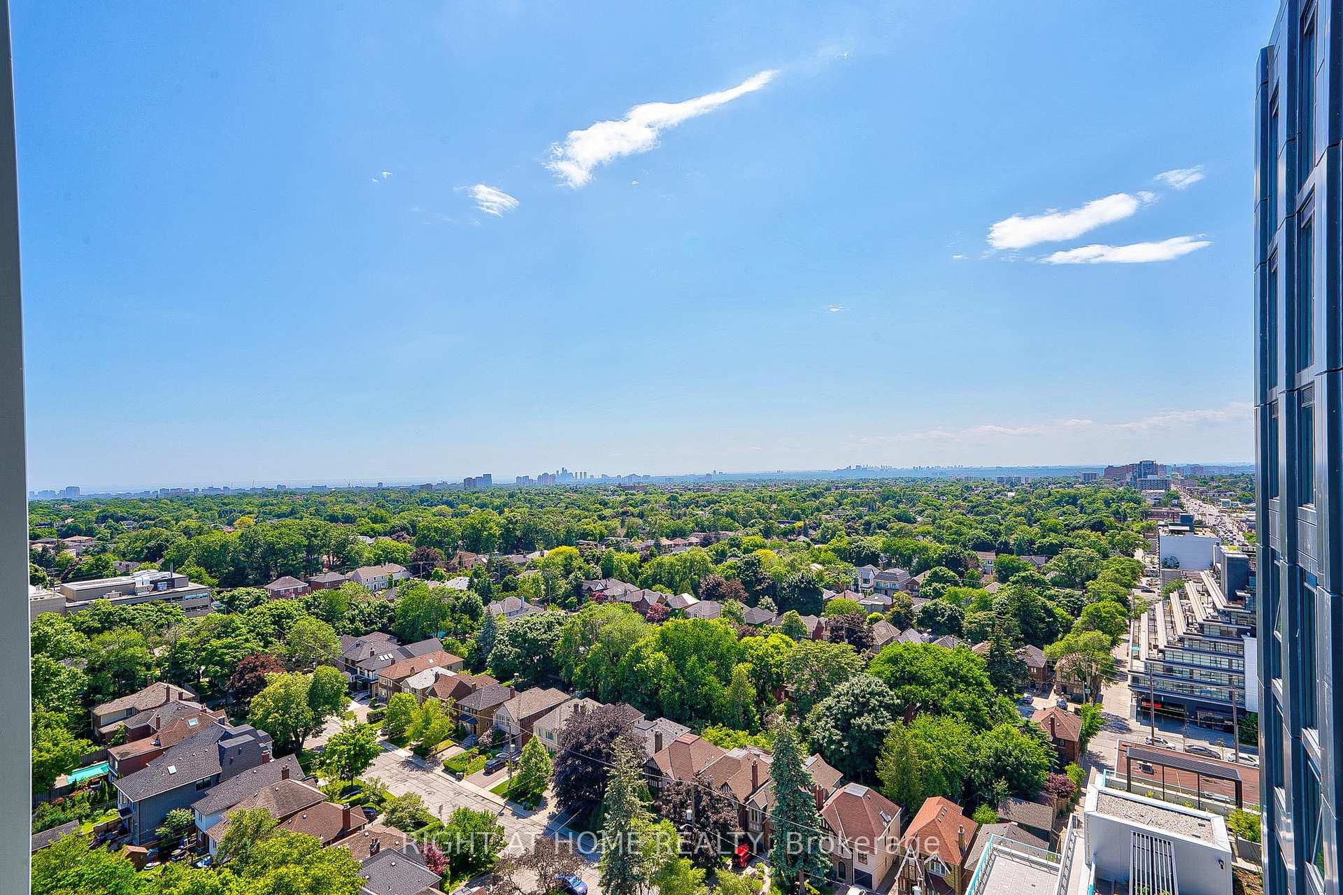 Photo 35 of Unit 1821, 2020 Bathurst Street, Toronto, Humewood-Cedarvale — HOMEH