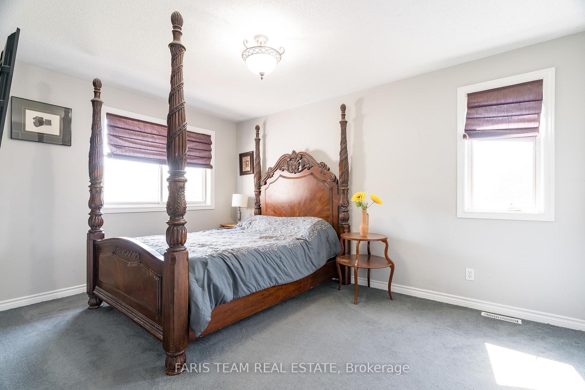 Photo 12 of 36 Marlow Circle, Springwater, Hillsdale — HOMEH
