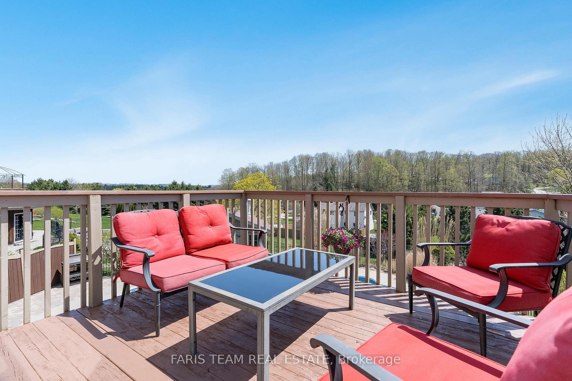 Photo 29 of 36 Marlow Circle, Springwater, Hillsdale — HOMEH
