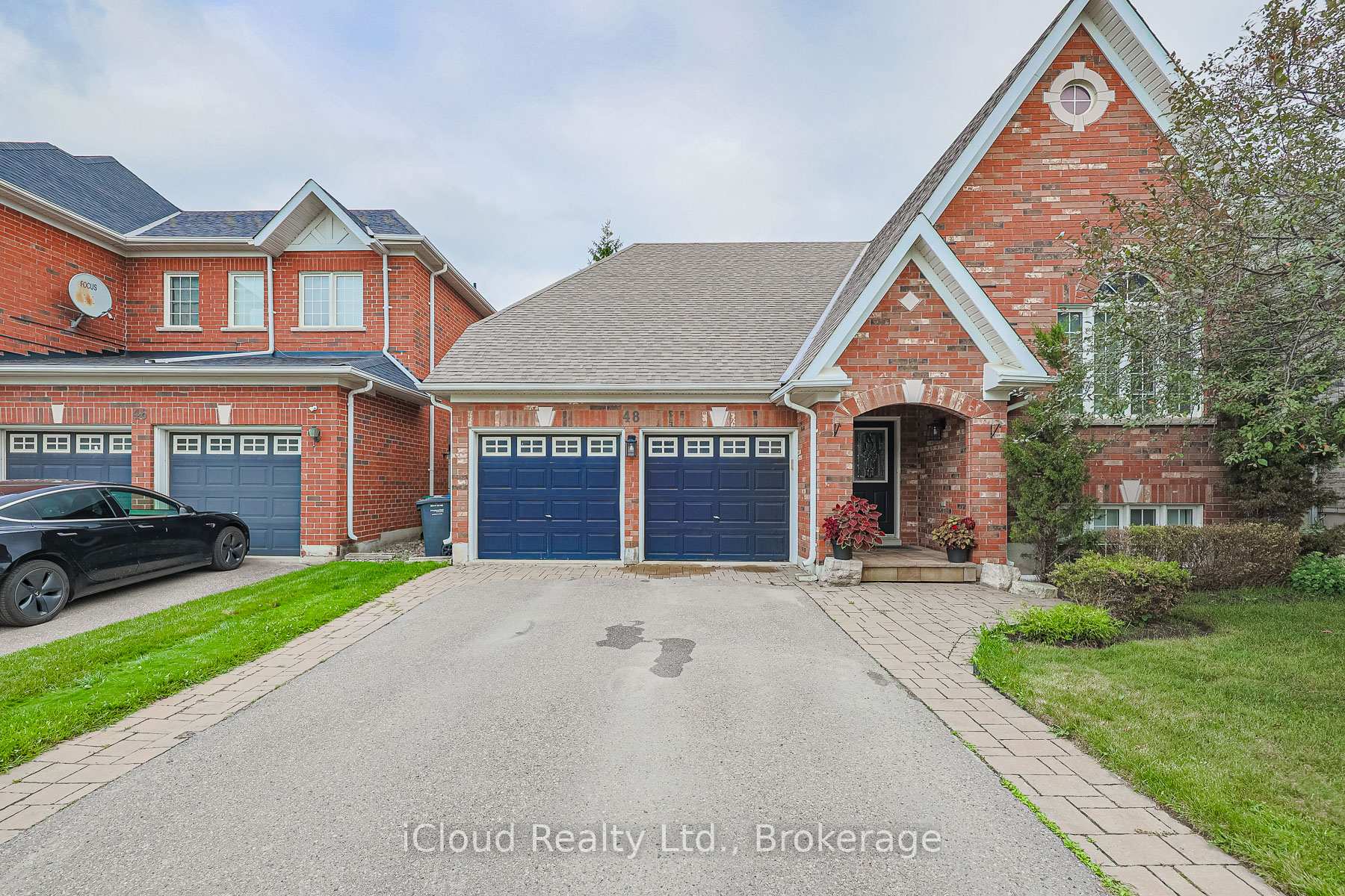 Photo 1 of 48 Donwoods Court, Brampton, Vales of Castlemore — HOMEH