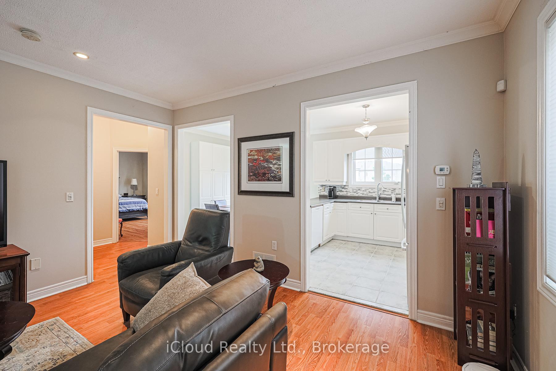 Photo 10 of 48 Donwoods Court, Brampton, Vales of Castlemore — HOMEH