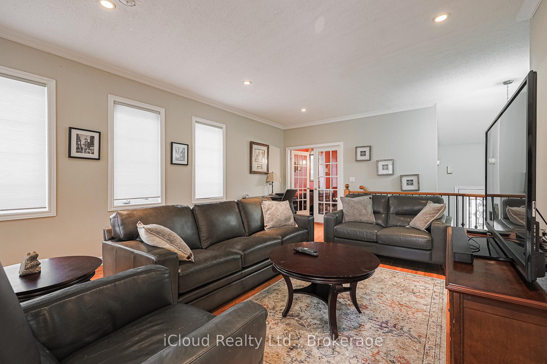 Photo 19 of 48 Donwoods Court, Brampton, Vales of Castlemore — HOMEH
