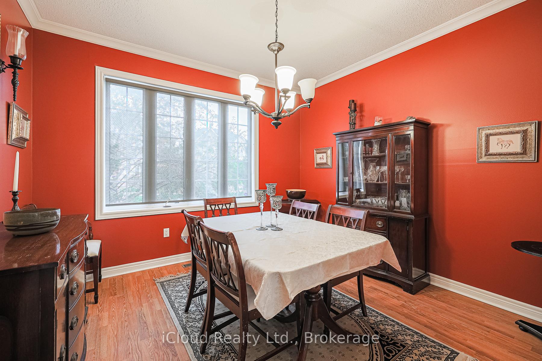 Photo 3 of 48 Donwoods Court, Brampton, Vales of Castlemore — HOMEH
