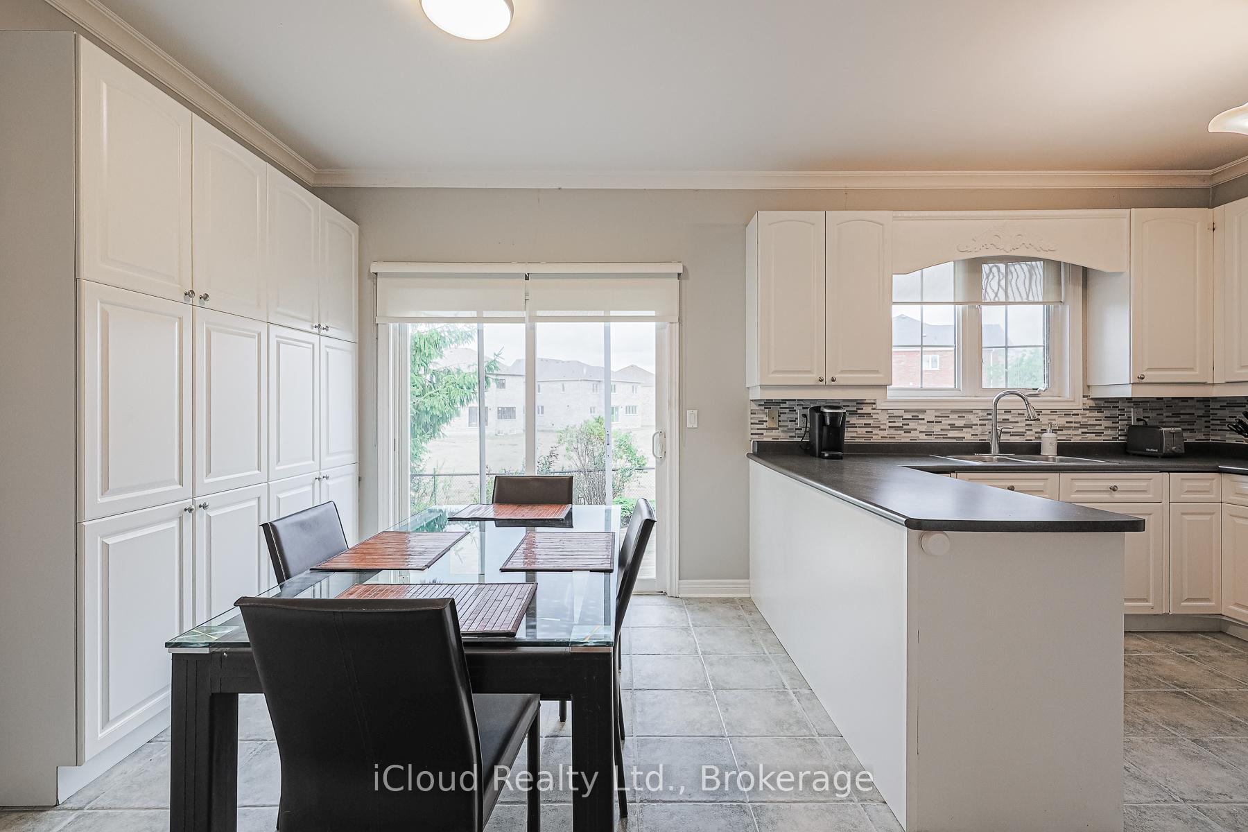 Photo 23 of 48 Donwoods Court, Brampton, Vales of Castlemore — HOMEH