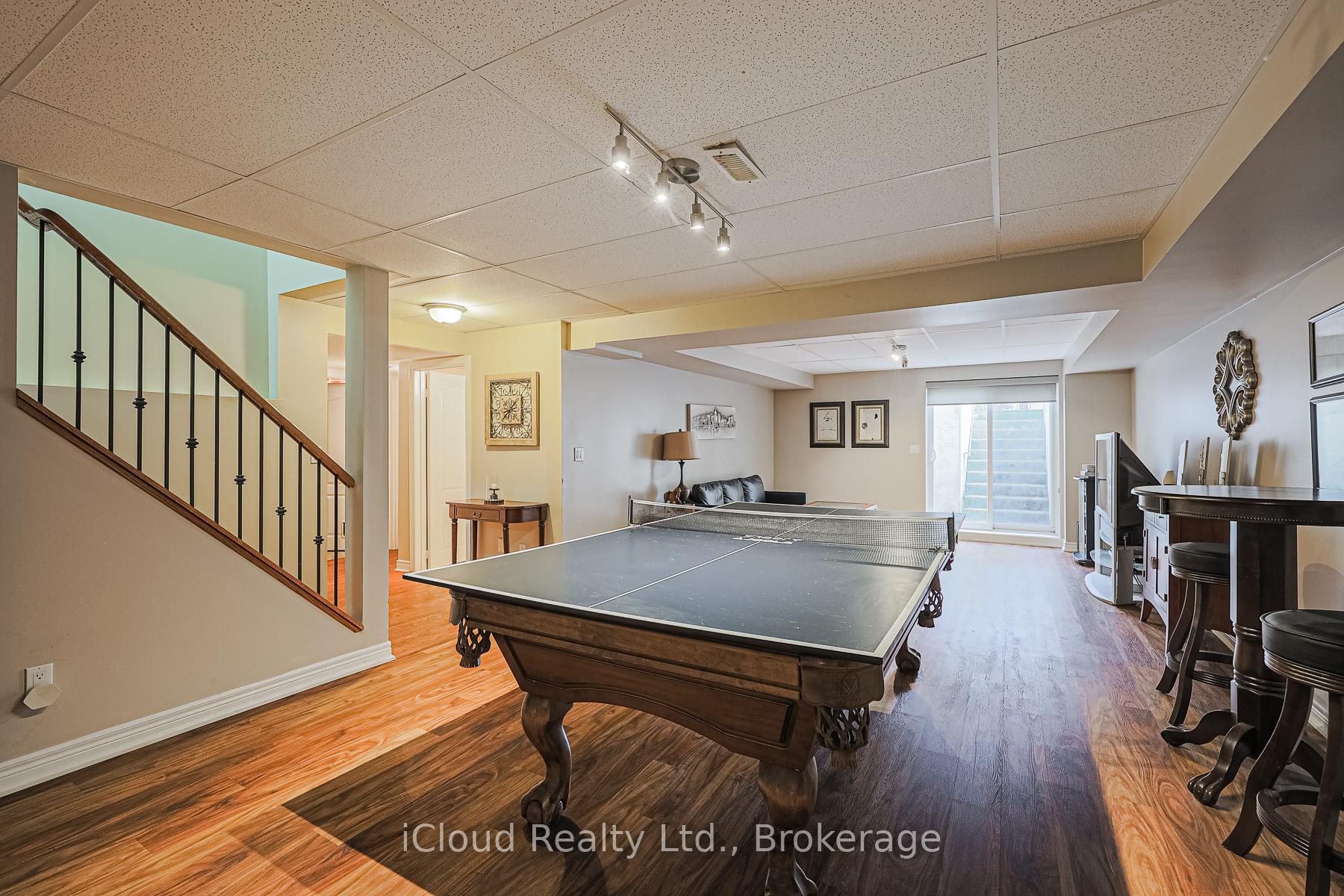 Photo 12 of 48 Donwoods Court, Brampton, Vales of Castlemore — HOMEH