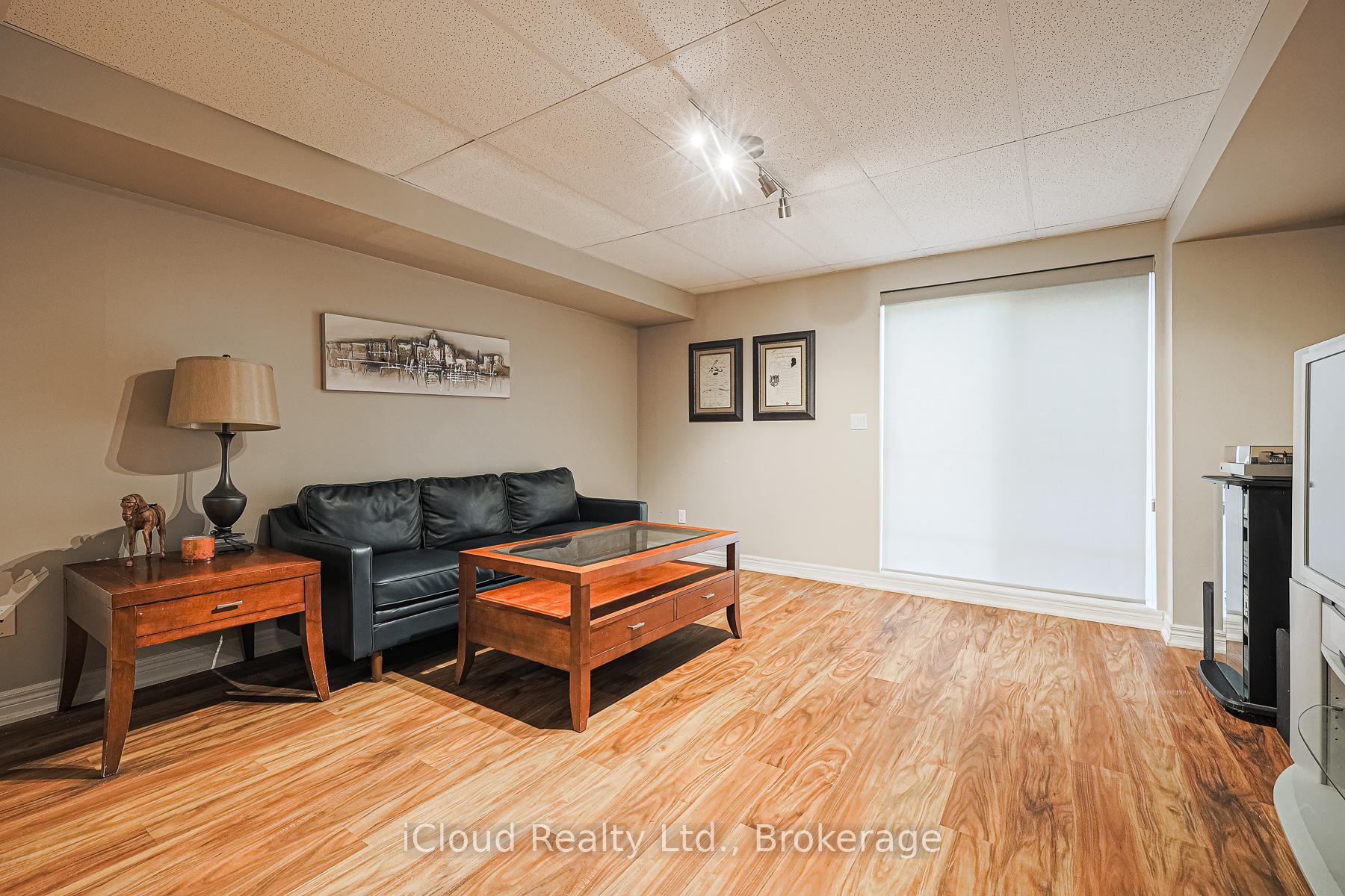 Photo 15 of 48 Donwoods Court, Brampton, Vales of Castlemore — HOMEH