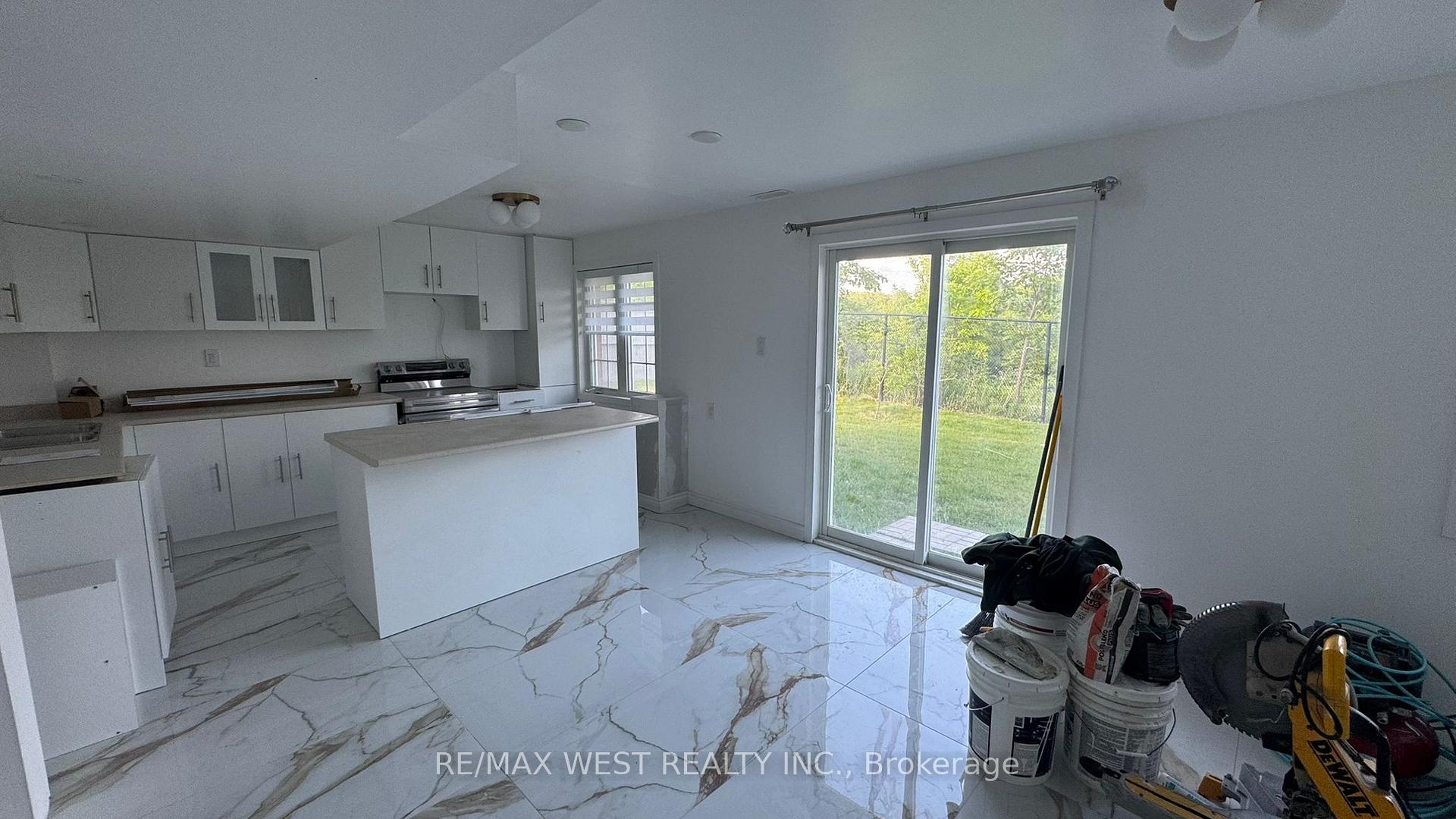 Photo 2 of 25 McKay Avenue, New Tecumseth, Tottenham — HOMEH