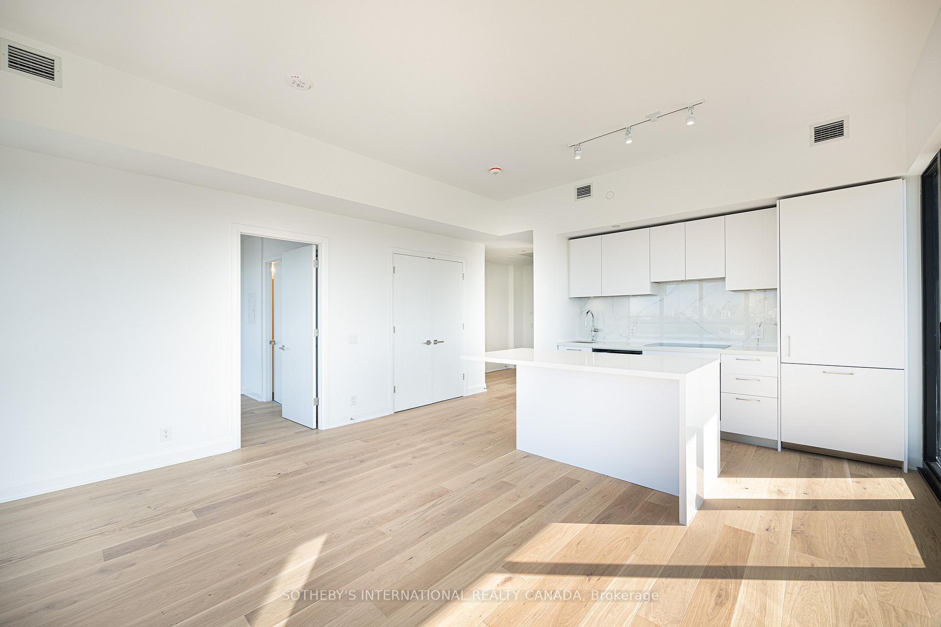 Photo 12 of Unit 1501, 33 Frederick Todd Way, Toronto, Leaside — HOMEH