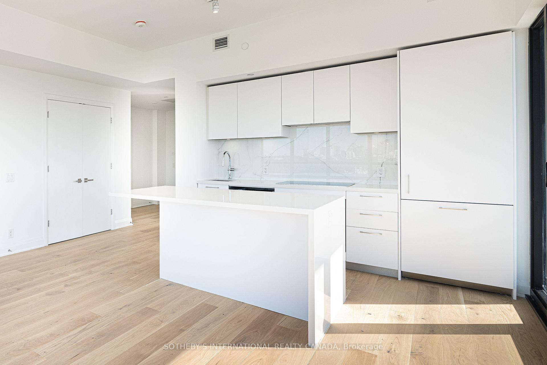 Photo 10 of Unit 1501, 33 Frederick Todd Way, Toronto, Leaside — HOMEH