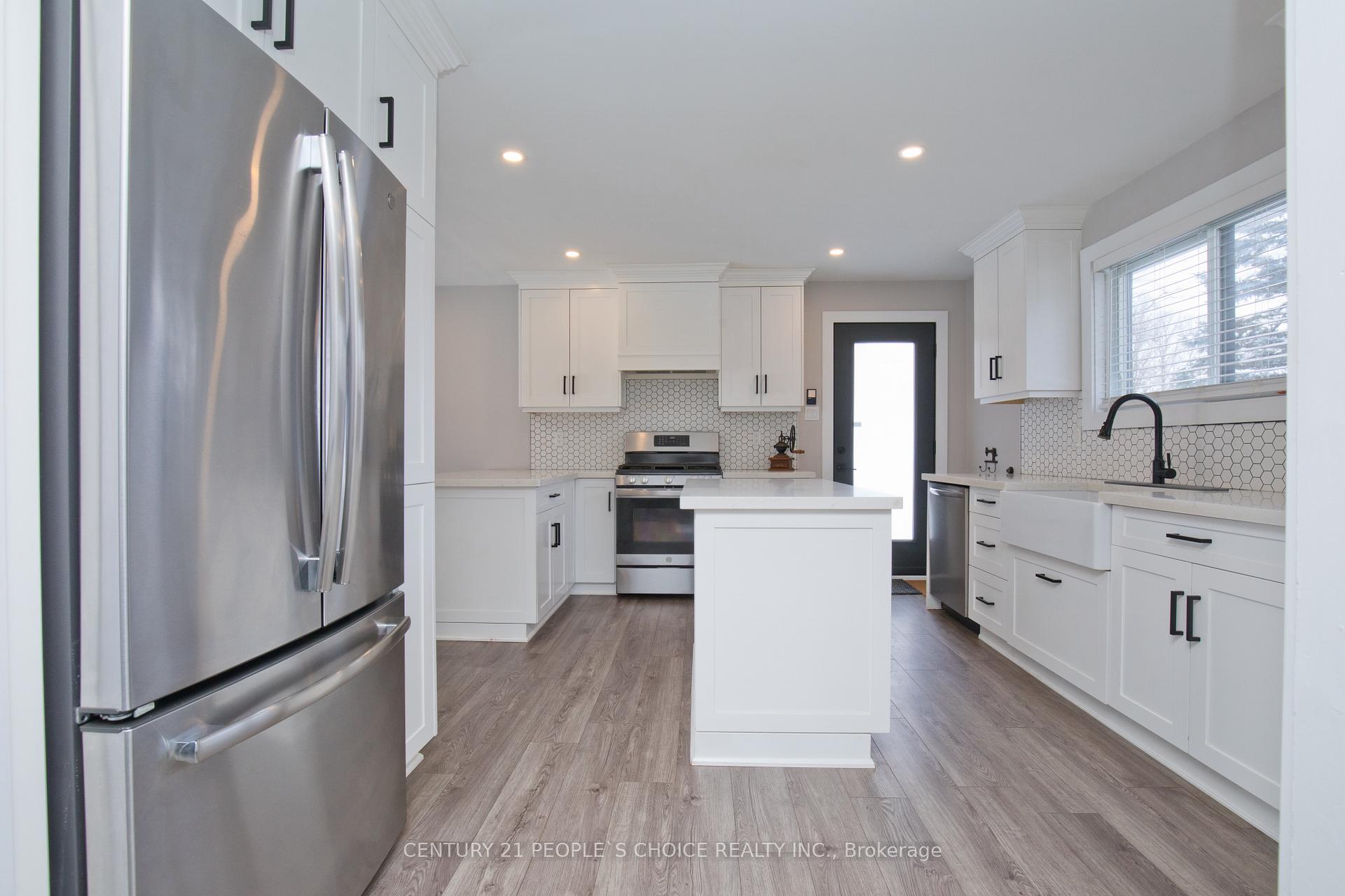 Photo 5 of 15 Delerin Crescent, Erin — HOMEH
