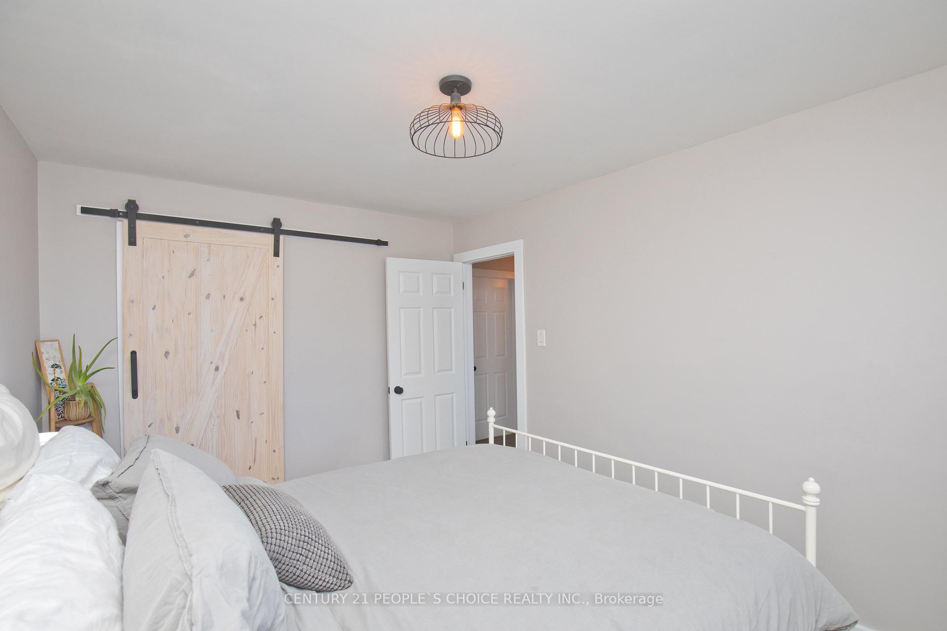 Photo 18 of 15 Delerin Crescent, Erin — HOMEH