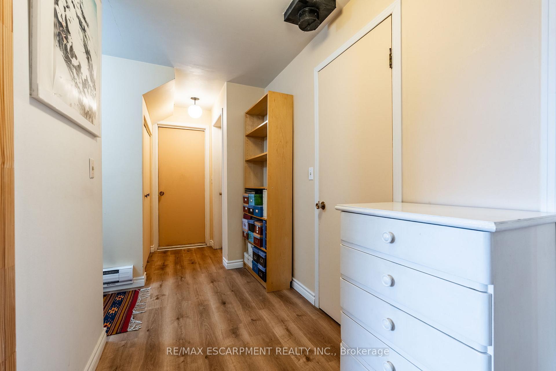 Photo 30 of 754 8th Concession Road W, Hamilton, Rural Flamborough — HOMEH