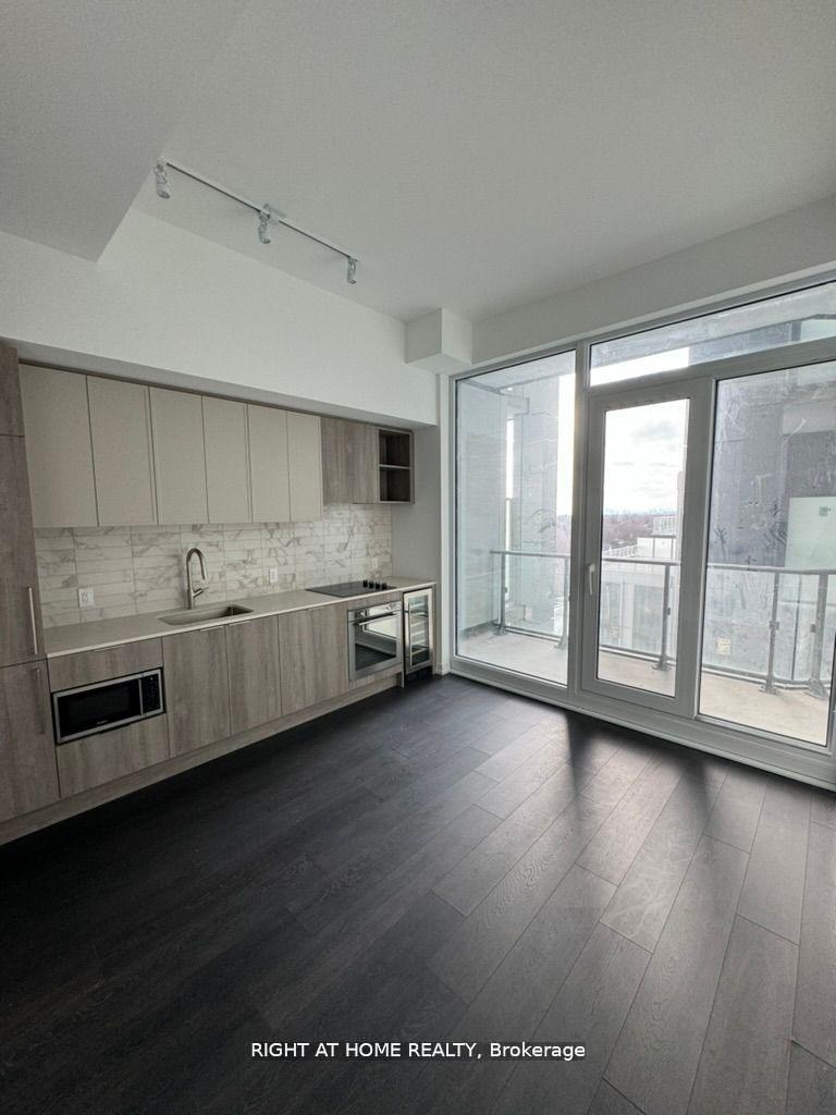 Photo 2 of Unit 935, 2020 Bathurst Street, Toronto, Humewood-Cedarvale — HOMEH