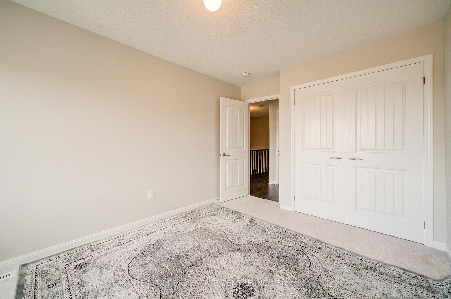 Photo 22 of 319 Windfields Farm Drive E, Oshawa, Windfields — HOMEH