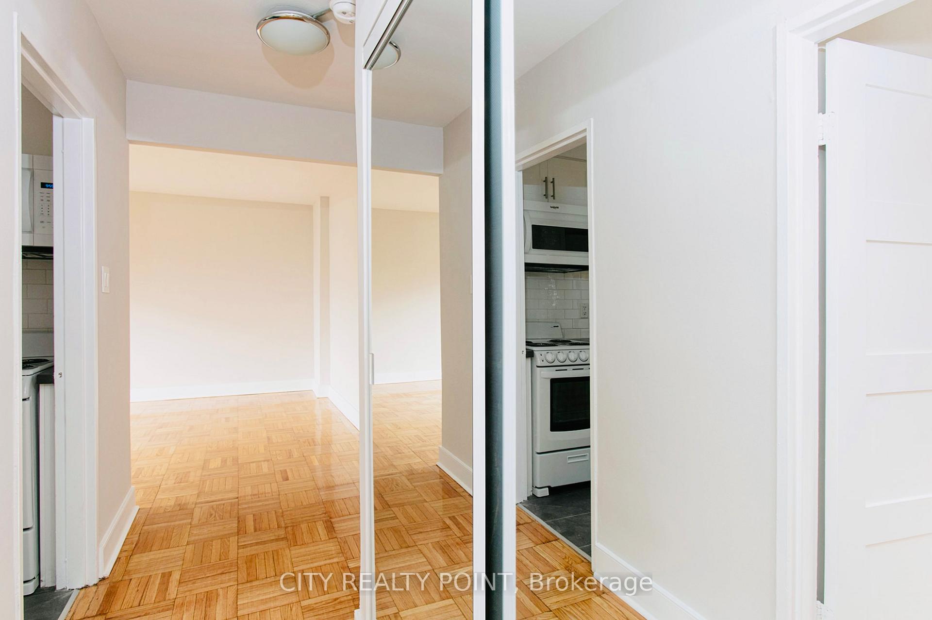 Photo 13 of Unit 310, 1545 Bathurst Street, Toronto, Humewood-Cedarvale — HOMEH
