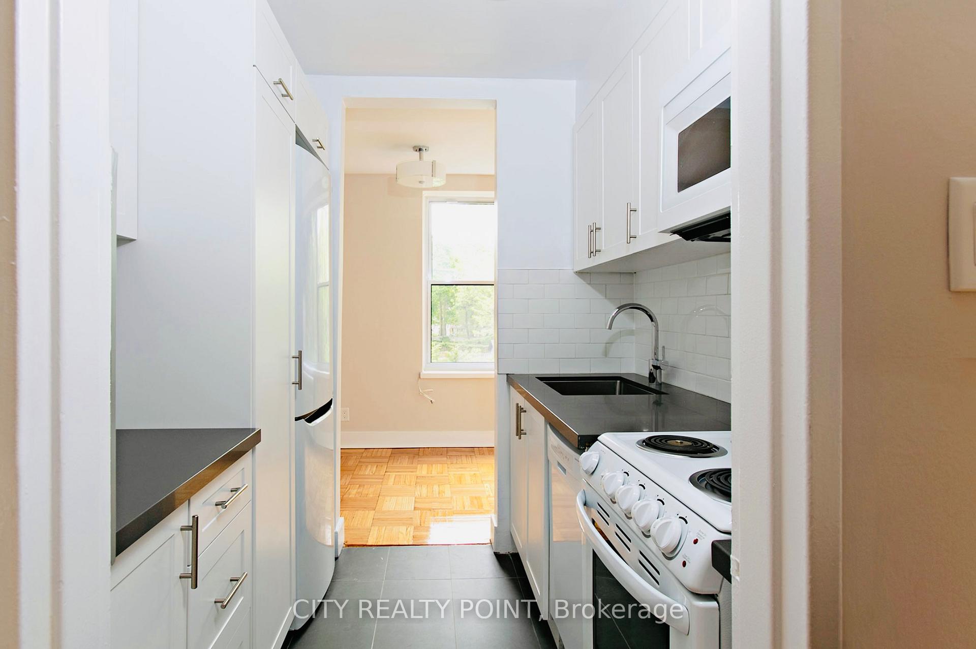 Photo 3 of Unit 310, 1545 Bathurst Street, Toronto, Humewood-Cedarvale — HOMEH