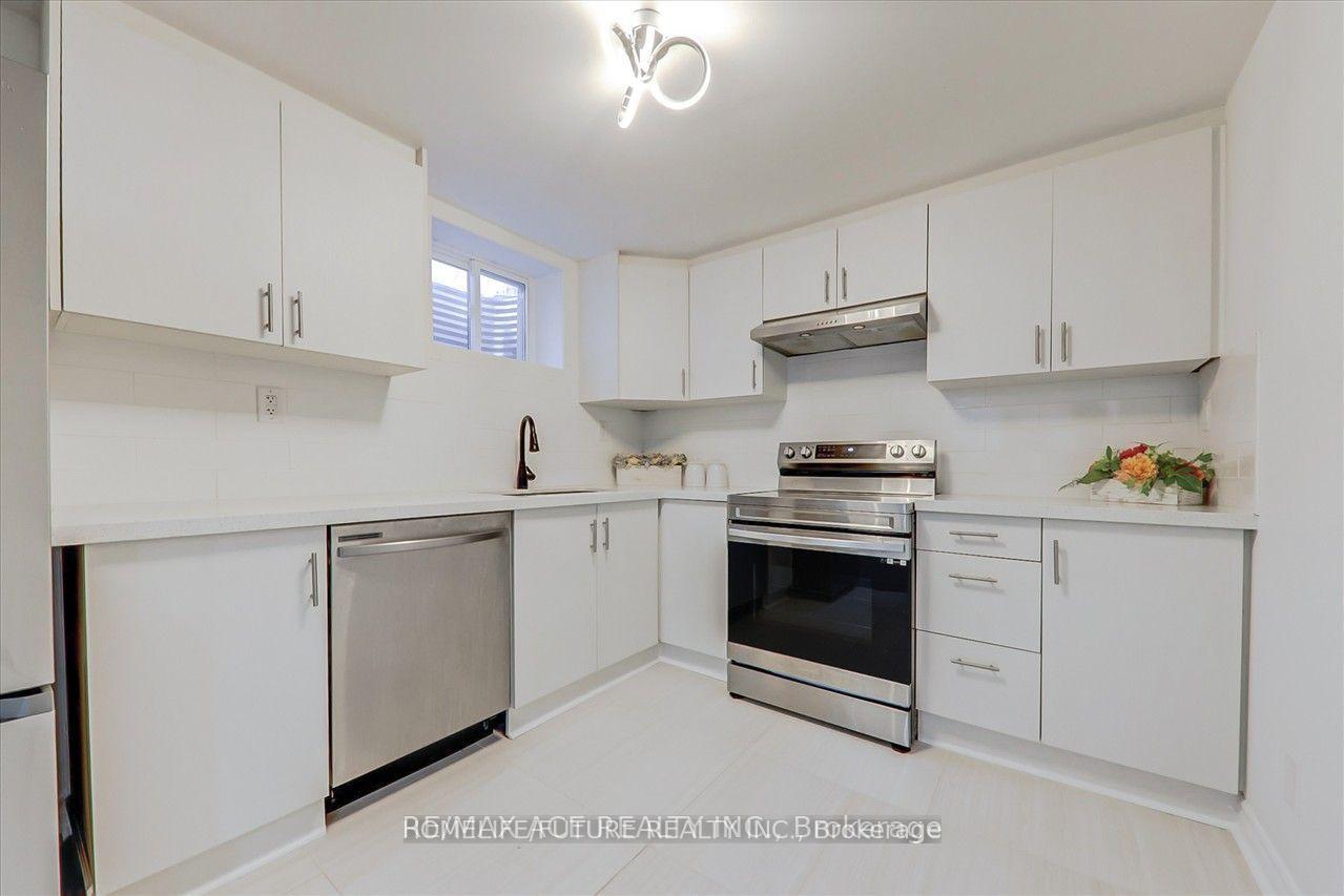Photo 3 of Unit Bsmt, 1579 Heathside Crescent, Pickering, Liverpool — HOMEH