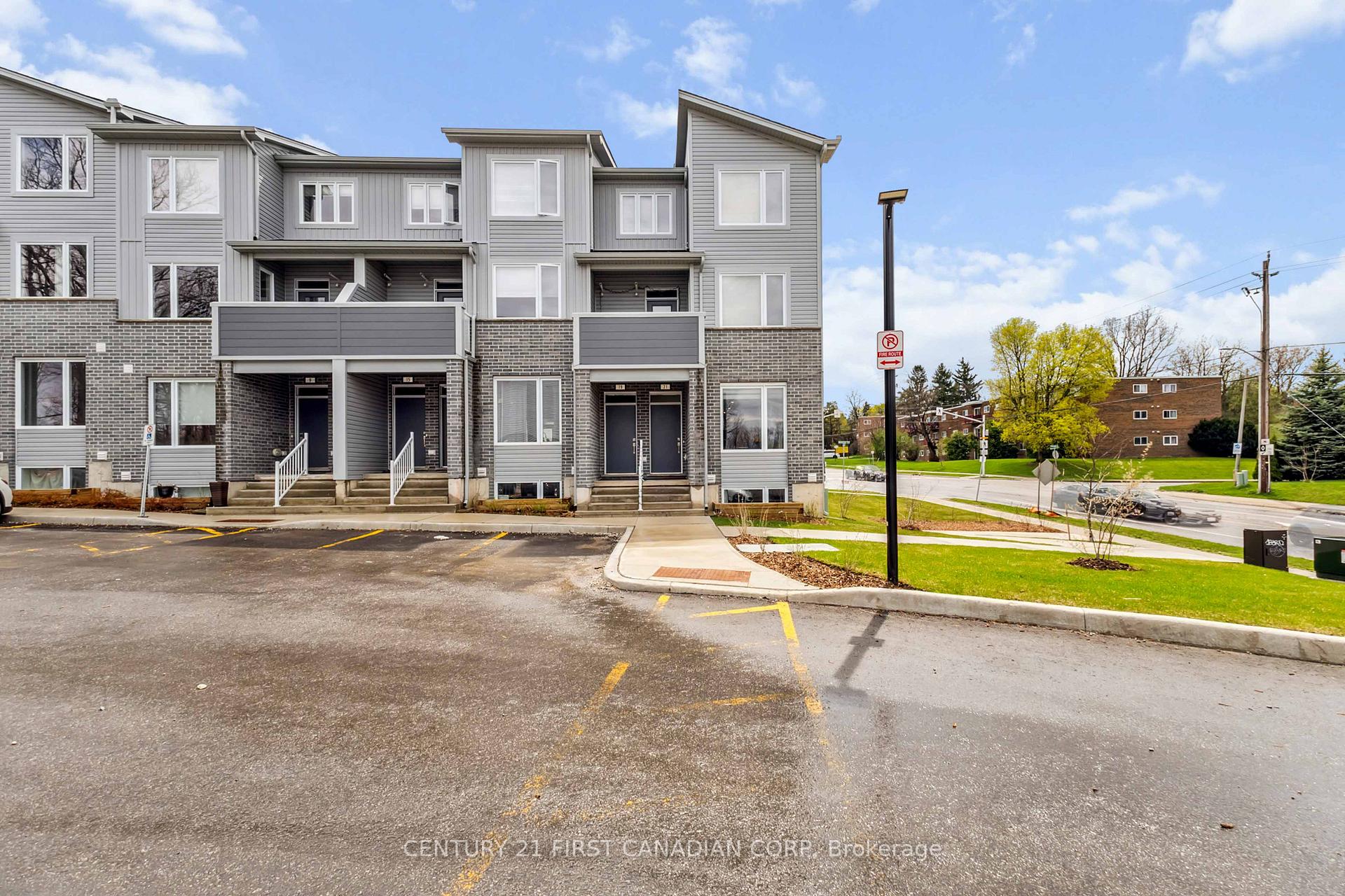 Front of Unit 21, 990 Deveron Crescent