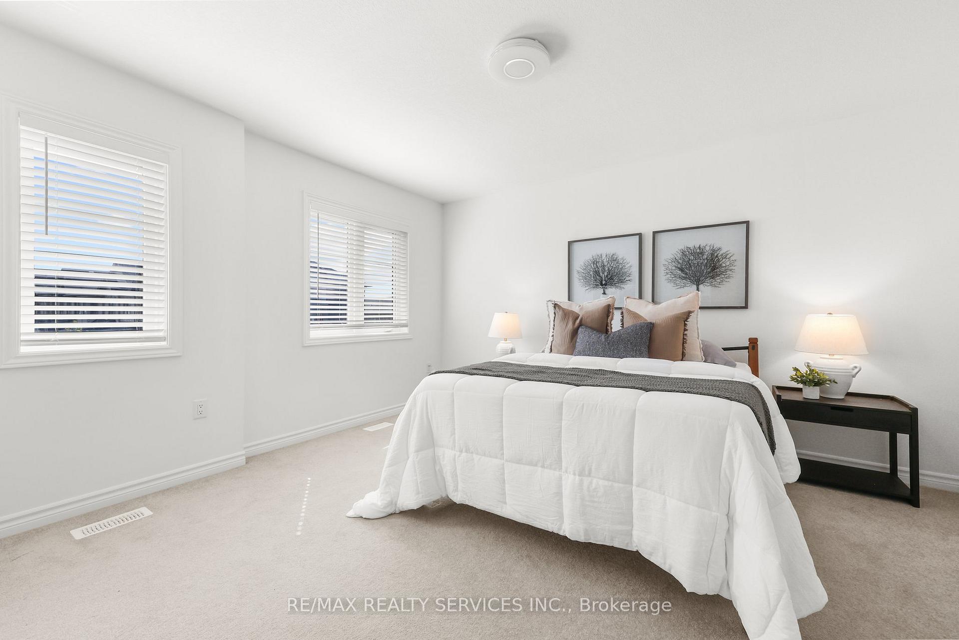 Photo 25 of Unit 13, 324 Equestrian Way, Cambridge, Hagey — HOMEH