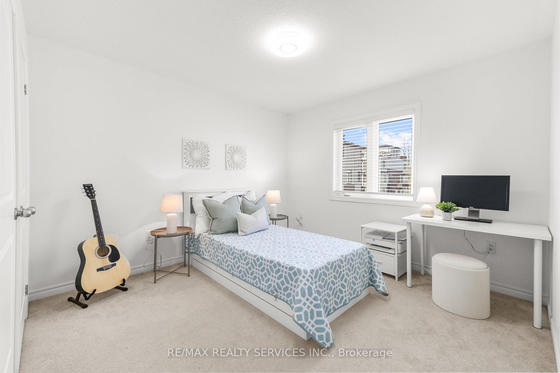 Photo 27 of Unit 13, 324 Equestrian Way, Cambridge, Hagey — HOMEH