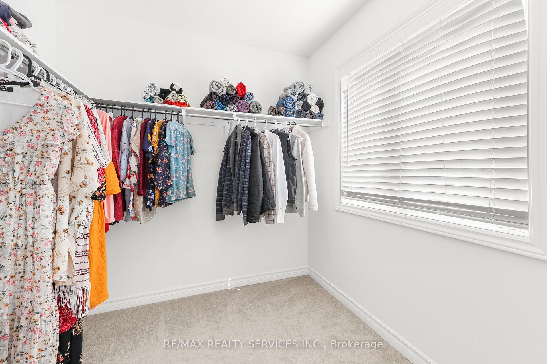 Photo 37 of Unit 13, 324 Equestrian Way, Cambridge, Hagey — HOMEH