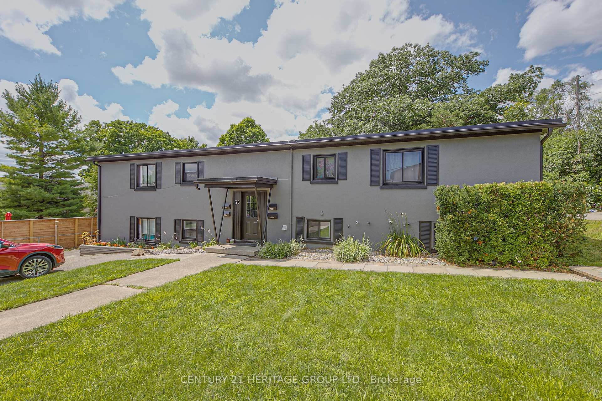 Photo 1 of 36 Puget Street, Barrie, North Shore — HOMEH