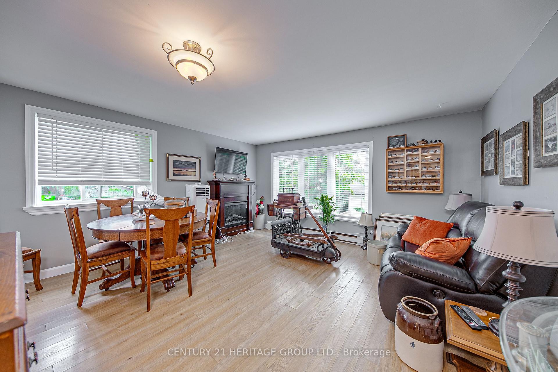 Photo 19 of 36 Puget Street, Barrie, North Shore — HOMEH