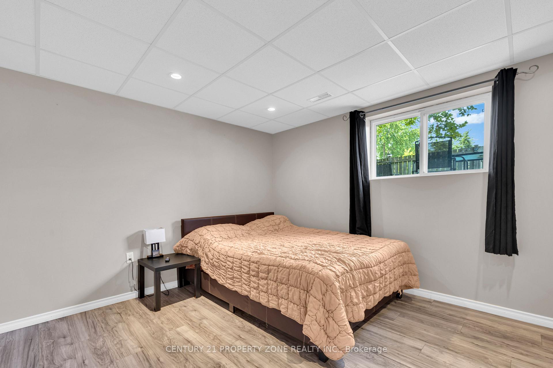 Photo 16 of 1437 Hansen Crescent W, Windsor — HOMEH